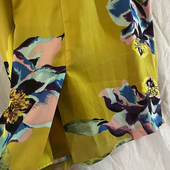 Vince Camuto Yellow Sheath Cocktail Dress - Picture 7 of 10